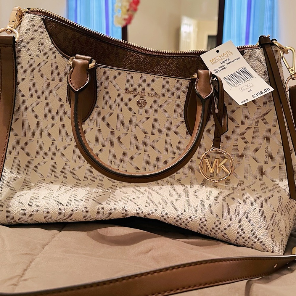Brand New MK Edith Small Satchel Shoulder Crossbody Bag MK Vanilla Acorn